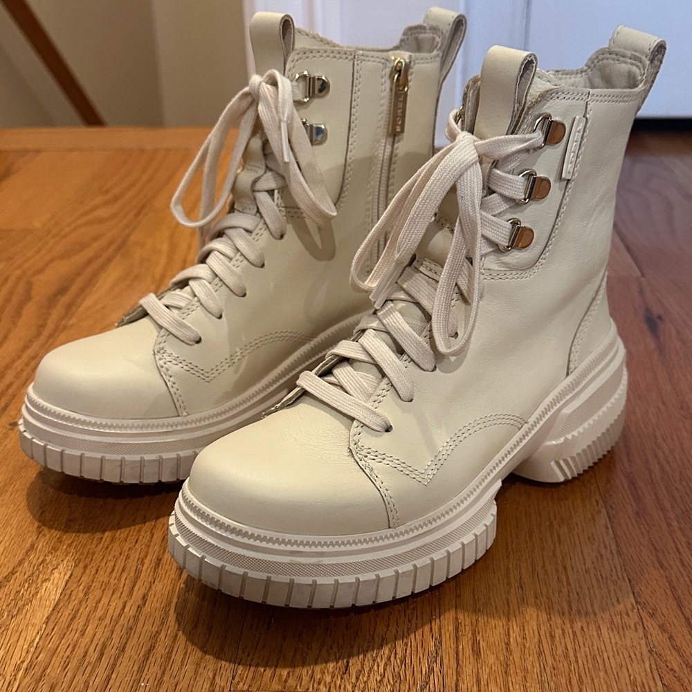 Women's Sorel Cream Lace-Up Ankle Boots